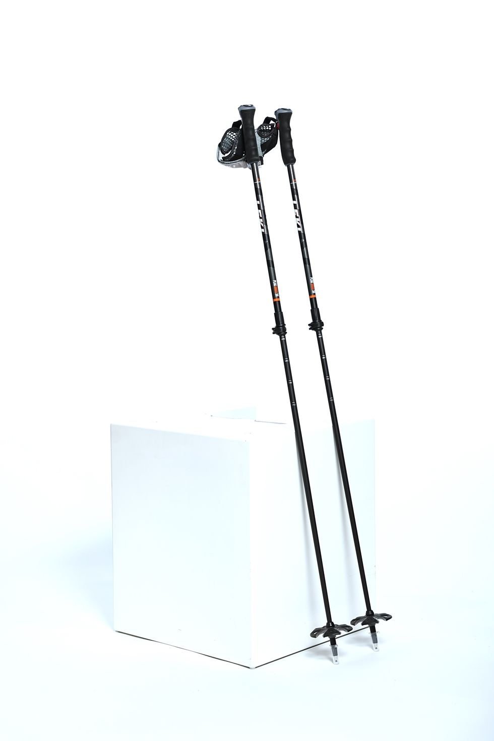Палки гірськолижні Leki Peak Vario 3D SL Plus Muster - Фото 1